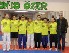 Galeriebild Verabschiedung Jugend-EM-Teilnehmer TKD Özer