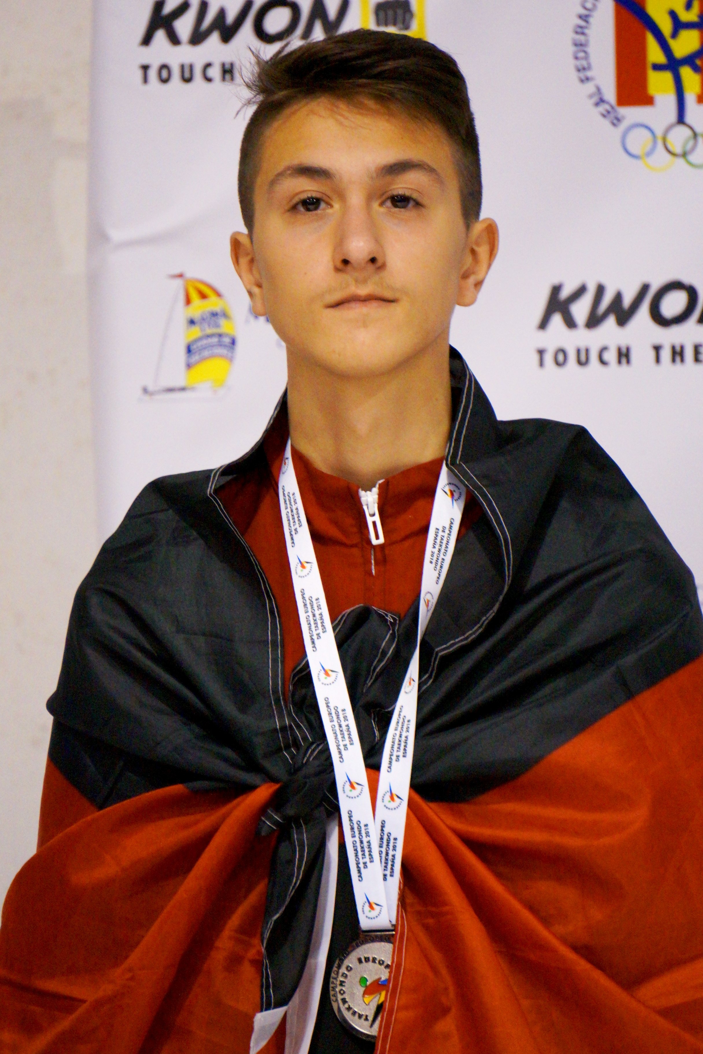 Emre Tepe mit seiner Silber-Medaille bei der U15-EM 2018