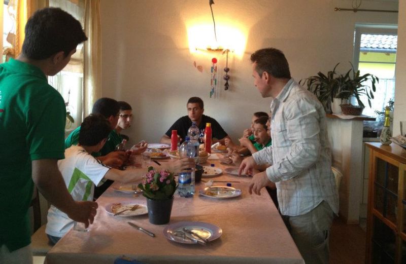 Palästinensische Gäste aus Ostjerusalem bei Mustafa Atalar