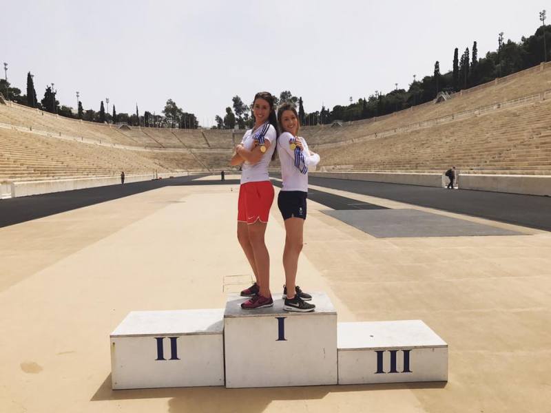 Presidents Cup 2017 in Athen - Bianca Walkden und Jade Jones mit ihren Medaillen im antiken Olympiastadion