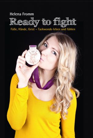 Helena Fromm auf dem Titel ihres Buches "Ready to fight"